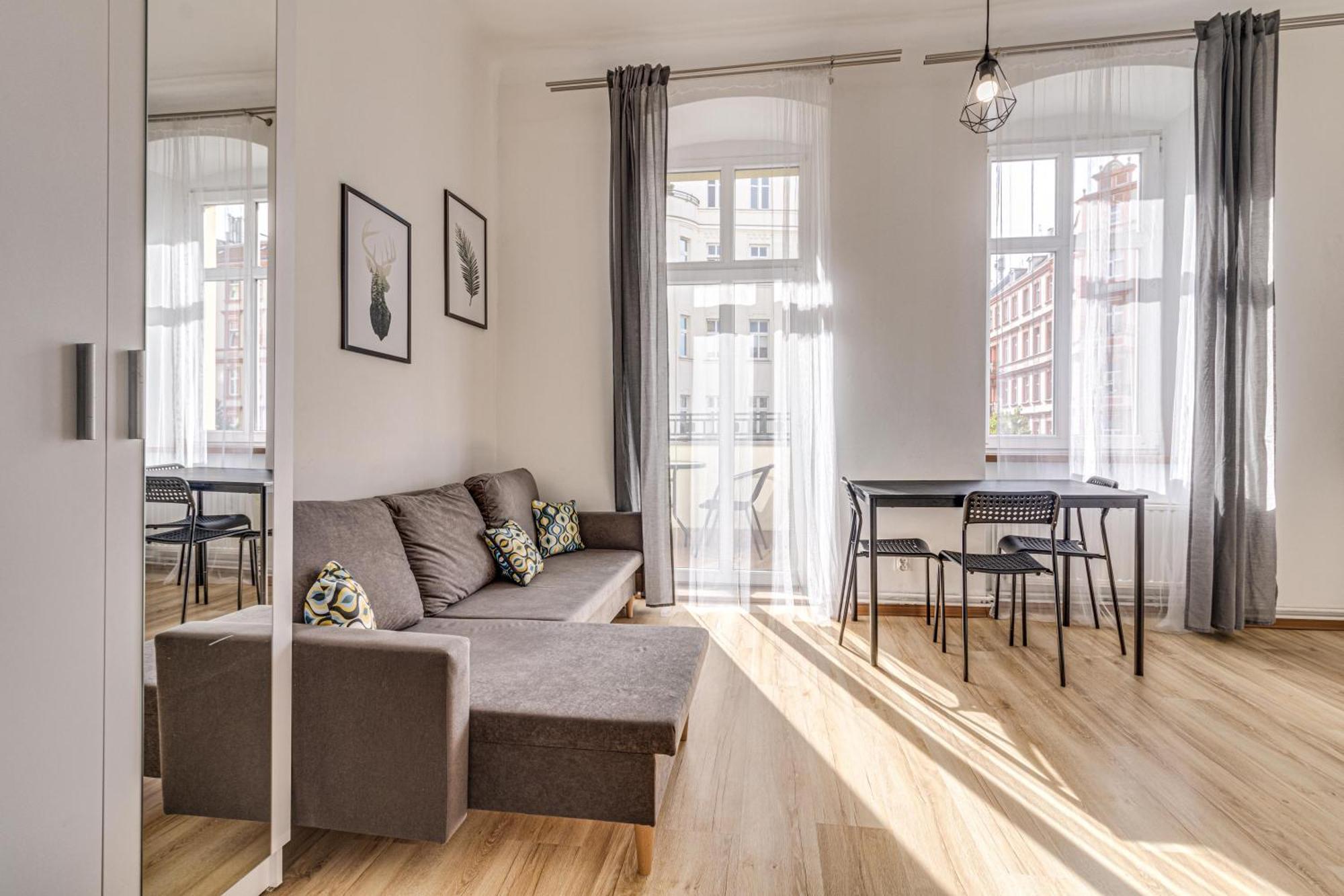 Rentplanet - Studio Zeromskiego Vratislav Exteriér fotografie